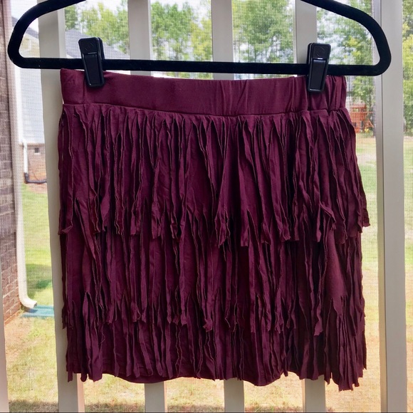 T-shirt material fringe skirt - Picture 1 of 2